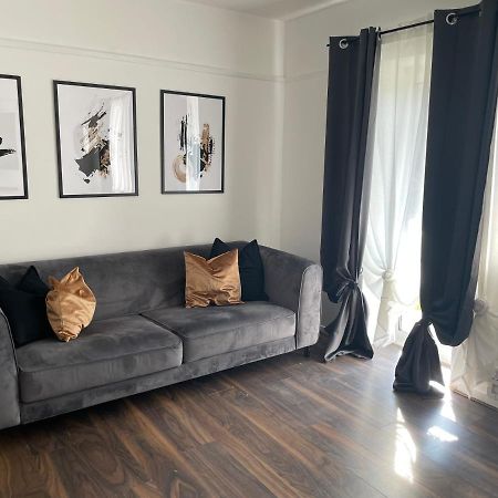 Lovely 2Bedroom 4Mins From Wimbledon Station 伦敦 外观 照片