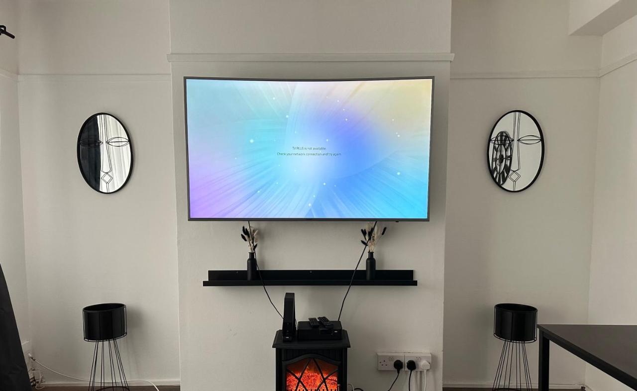 Lovely 2Bedroom 4Mins From Wimbledon Station 伦敦 外观 照片