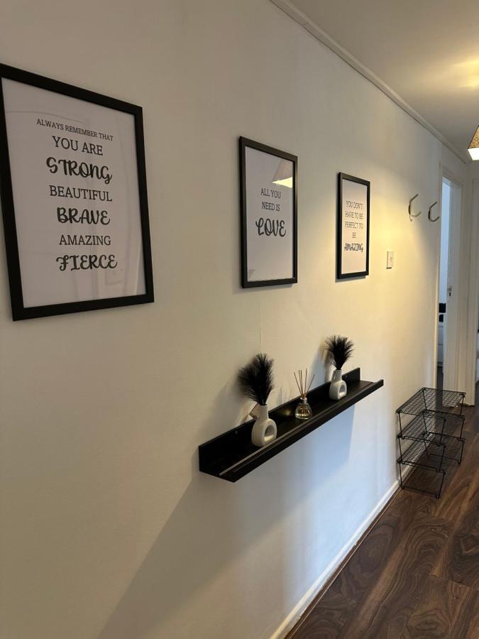 Lovely 2Bedroom 4Mins From Wimbledon Station 伦敦 外观 照片