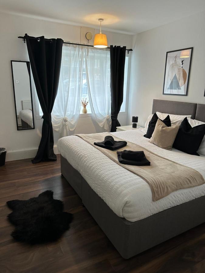 Lovely 2Bedroom 4Mins From Wimbledon Station 伦敦 外观 照片