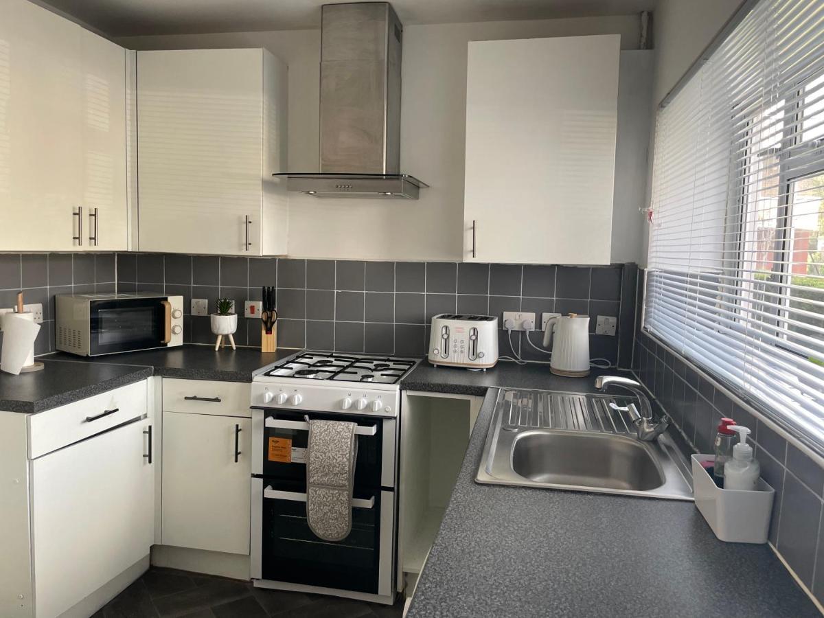 Lovely 2Bedroom 4Mins From Wimbledon Station 伦敦 外观 照片